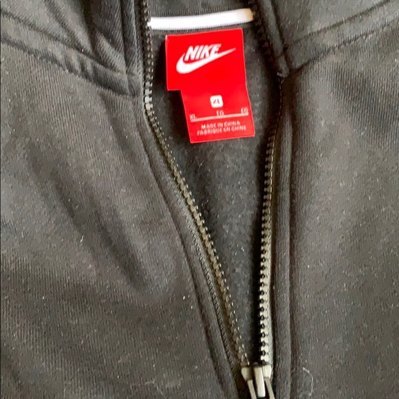 Nike Sweater - Picture 3 of 5